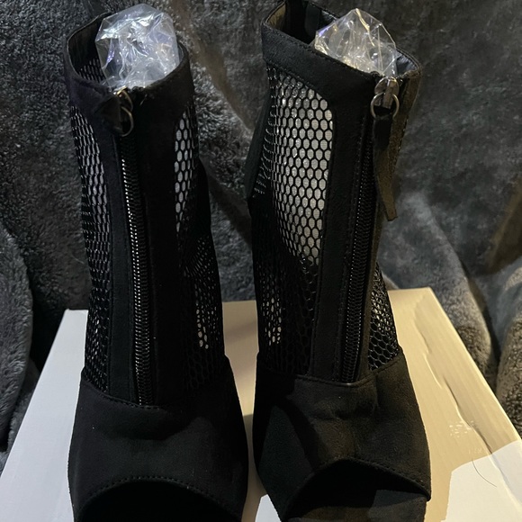 Women high heels - Picture 4 of 5